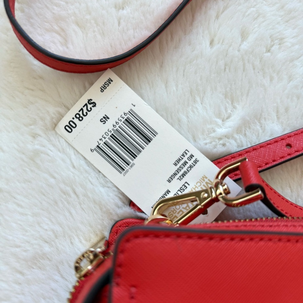 NWT!! Michael Kors crossbody women bag Retail 228$ - Picture 3 of 9